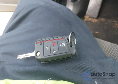 2019 Volkswagen Jetta 1.4T R-Line/1.4T S/1.4T Se z USA, uszkodzony, nr VIN 3VWCB7BU1KM126719